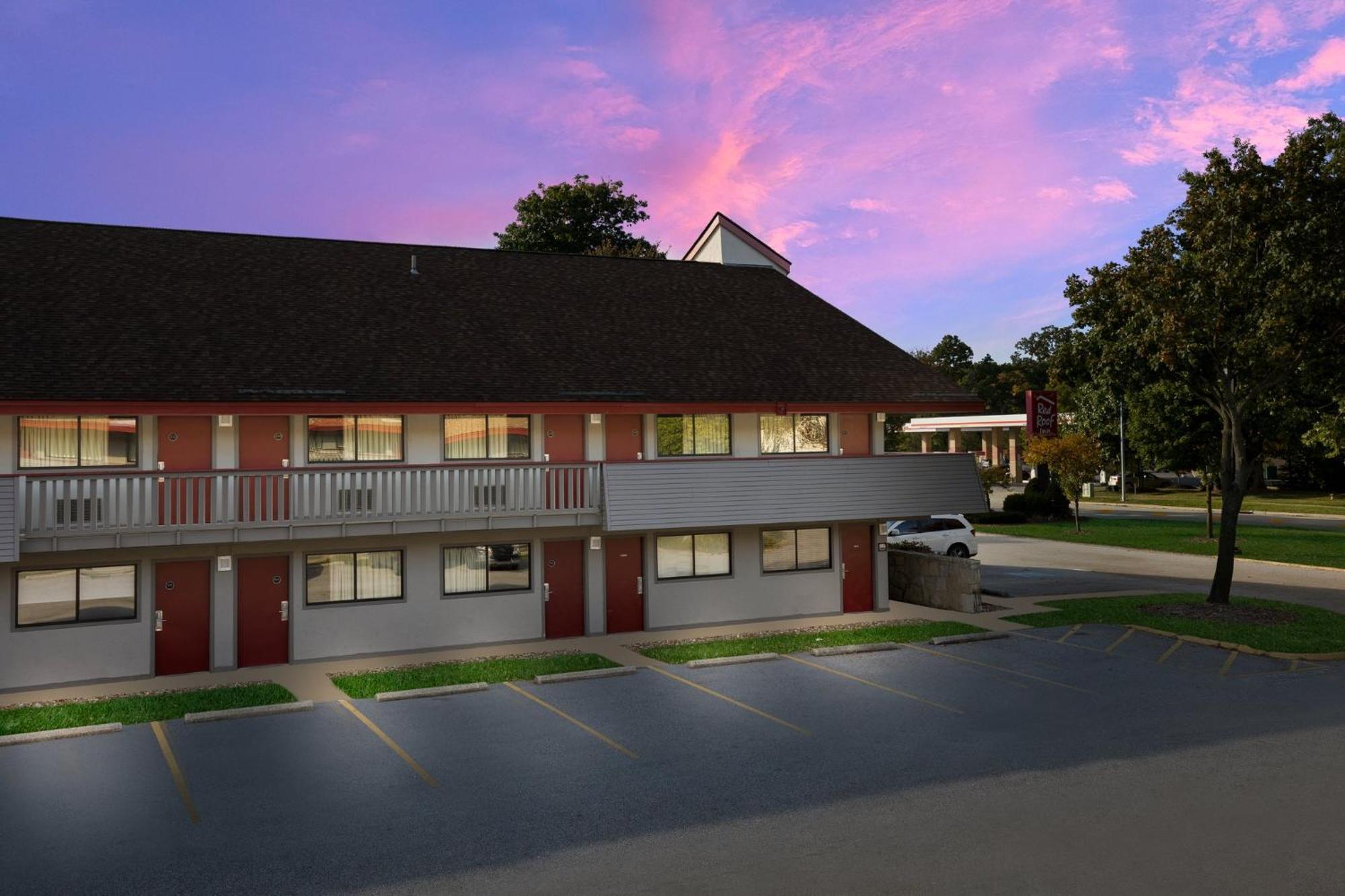 Red Roof Inn Cleveland - Westlake Exterior photo