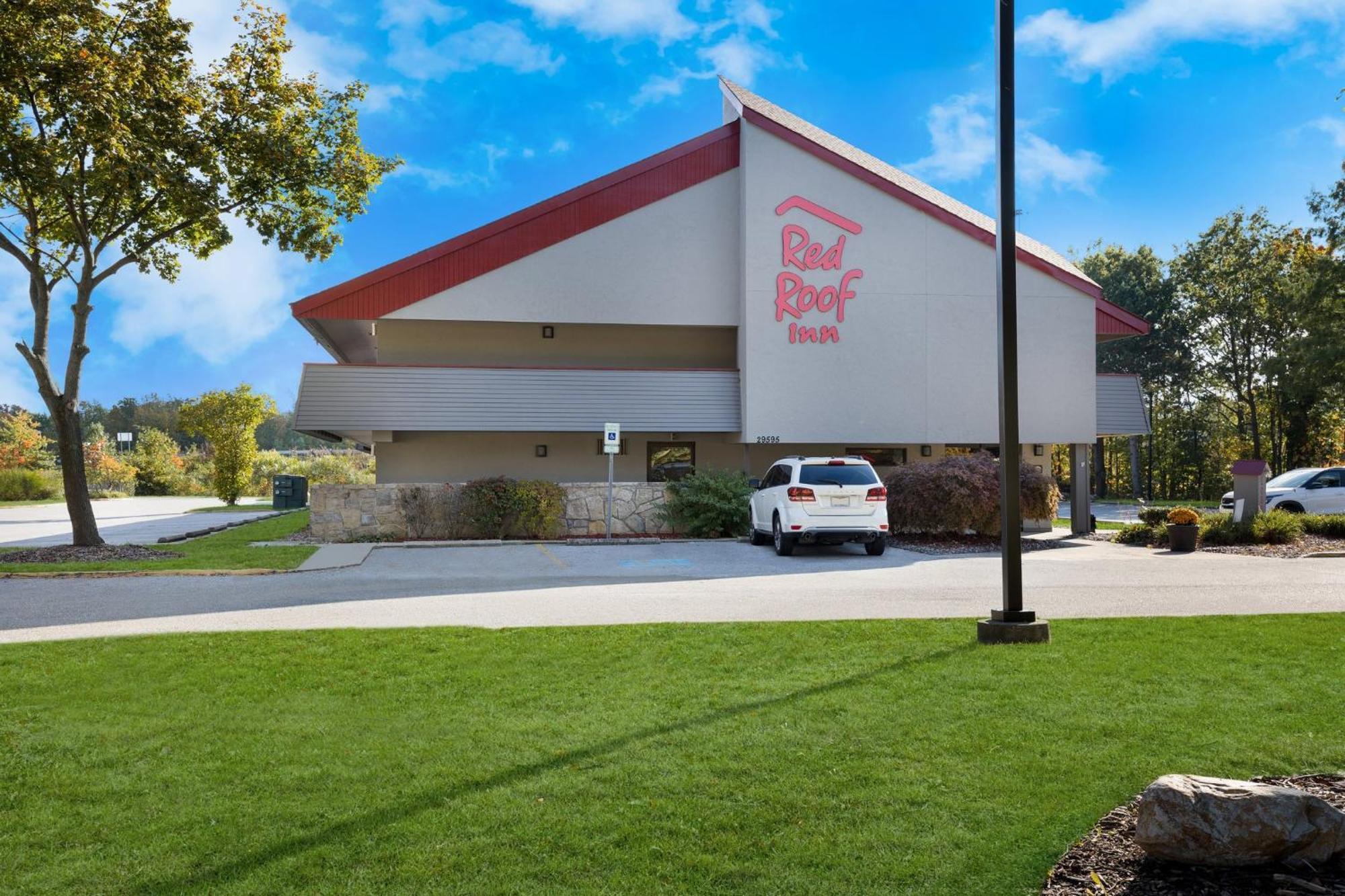 Red Roof Inn Cleveland - Westlake Exterior photo